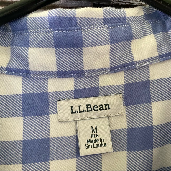 LL Bean Women's Short-Sleeved Button-Down Top Size M - Picture 5 of 6